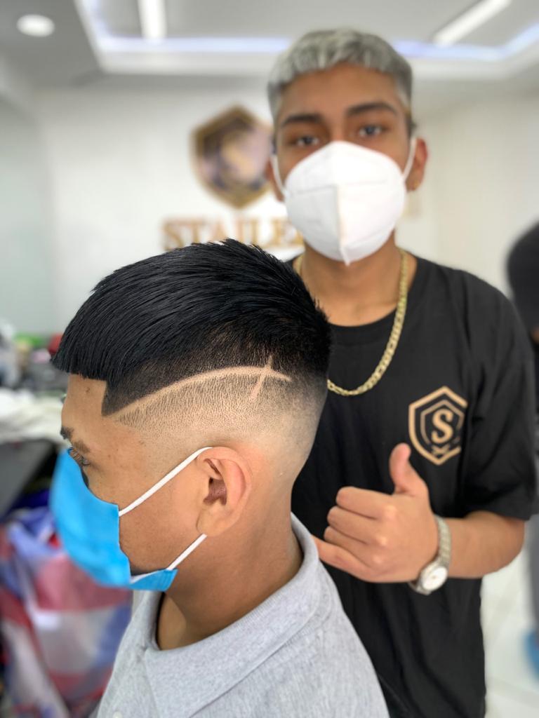 estudiante barberia